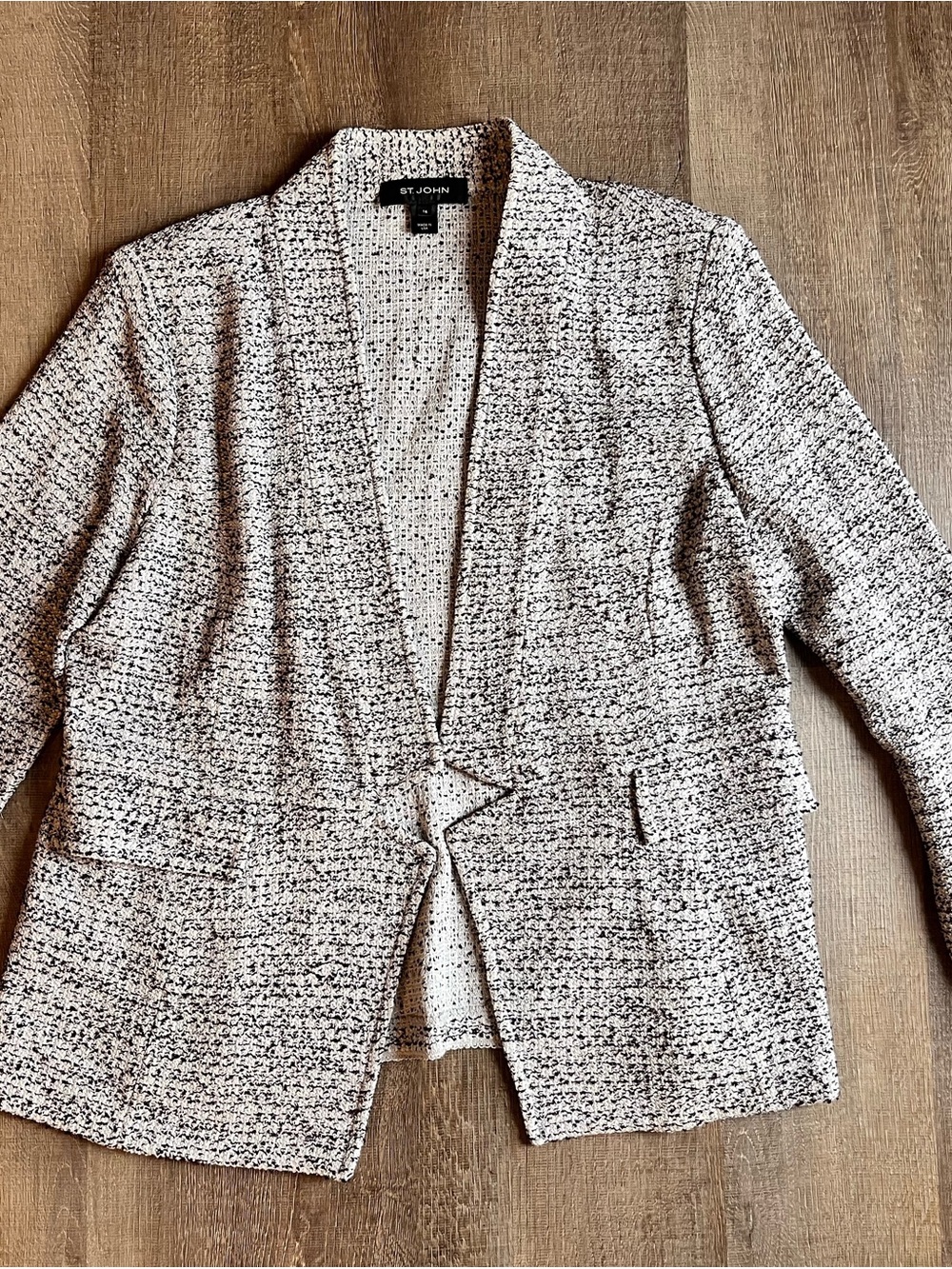 St. John Women’s 16 black white Tweed knit Open Front Blazer jacket career wear